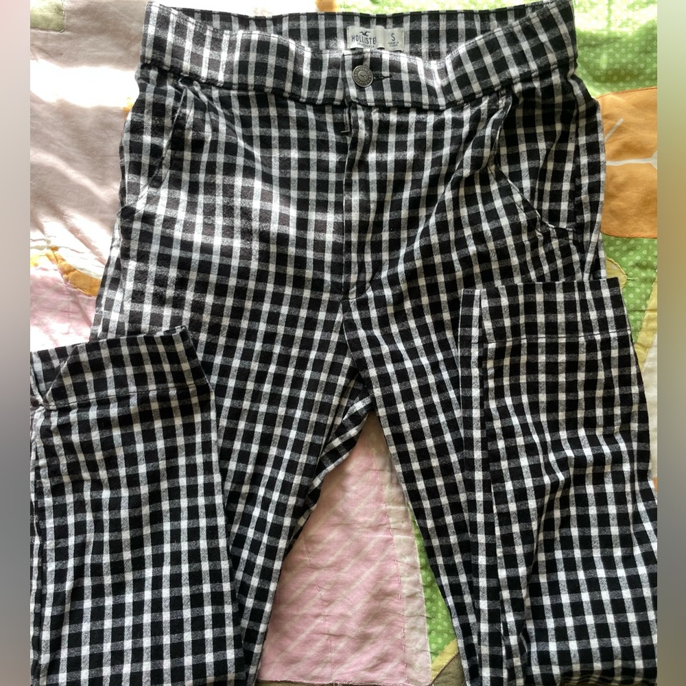 Hollister Gingham Checkered Pants